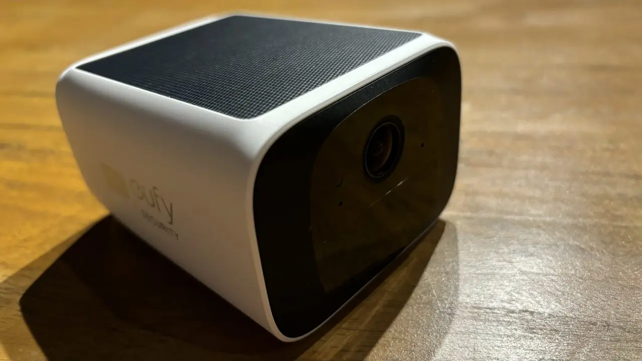 Eufy SoloCam S220 Review - Nooit meer de ladder op?