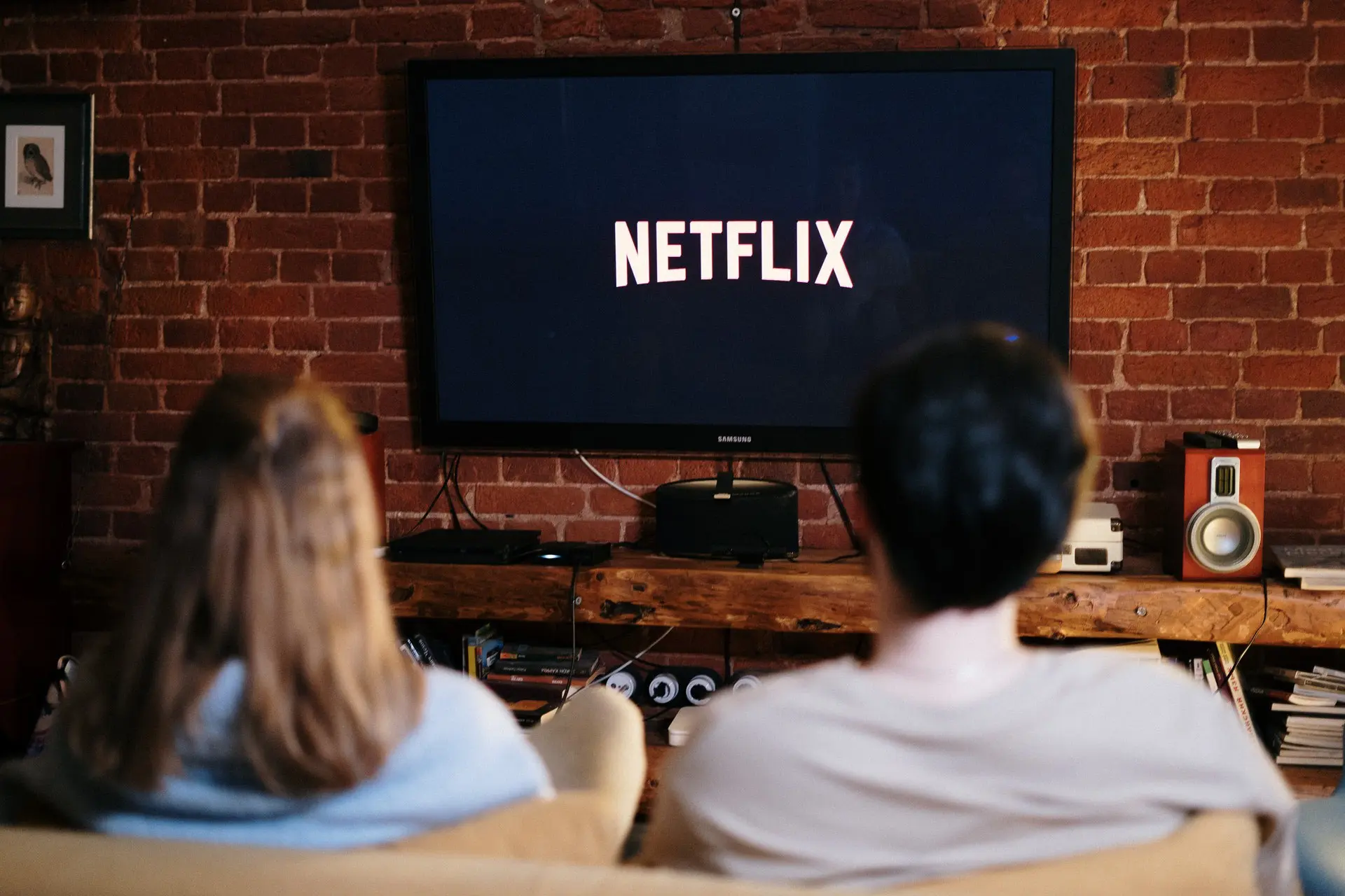 Streamingwereld verandert flink: Netflix neemt een deel van Warner Bros. over
