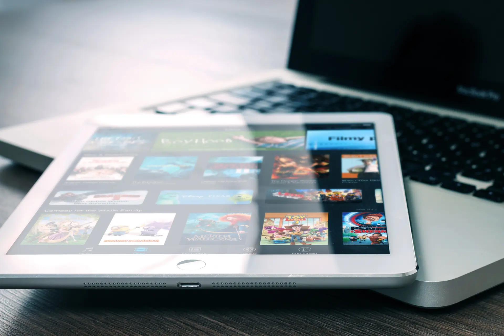 Deze streamingdiensten straffen account sharing