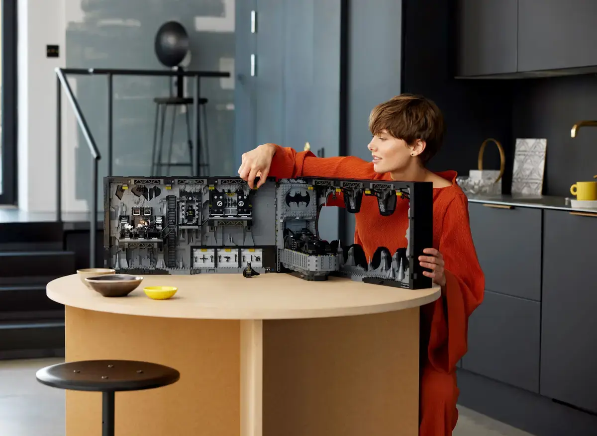 LEGO-fan bouwt werkelijk enorm Batman-spektakel