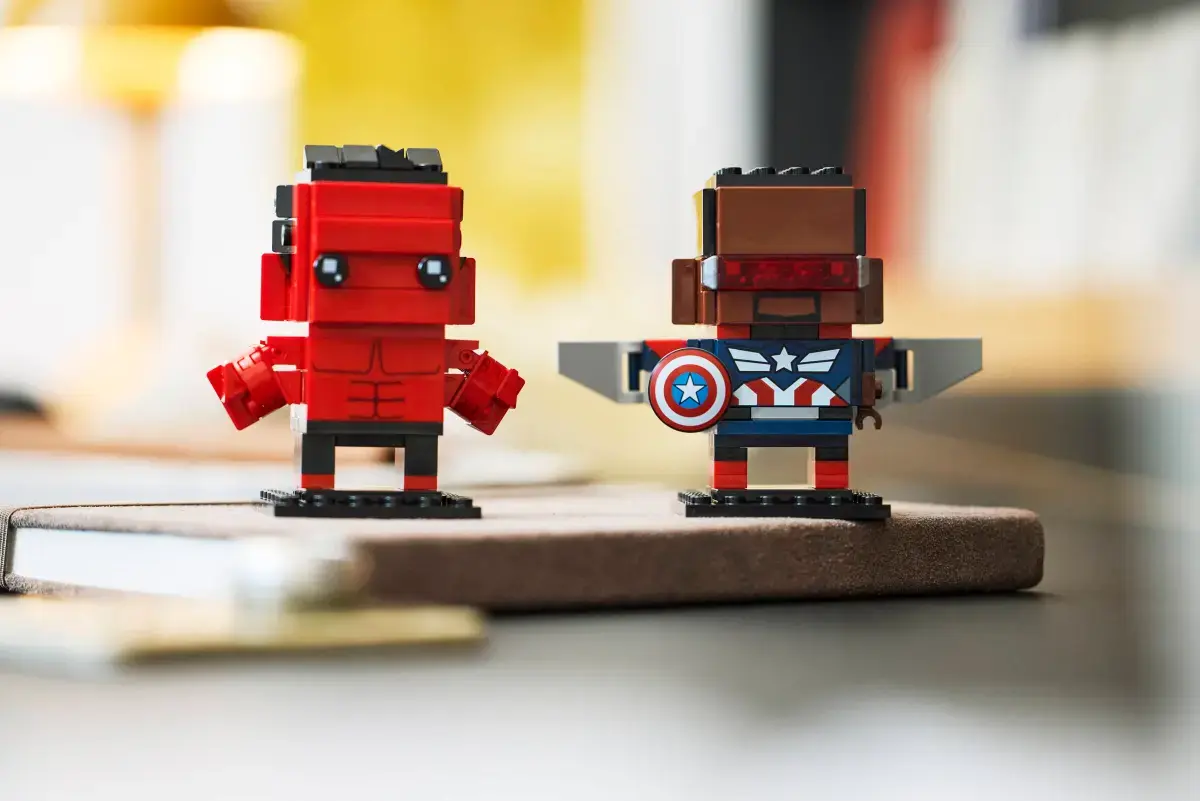 lego captain america red hulk brickheadz