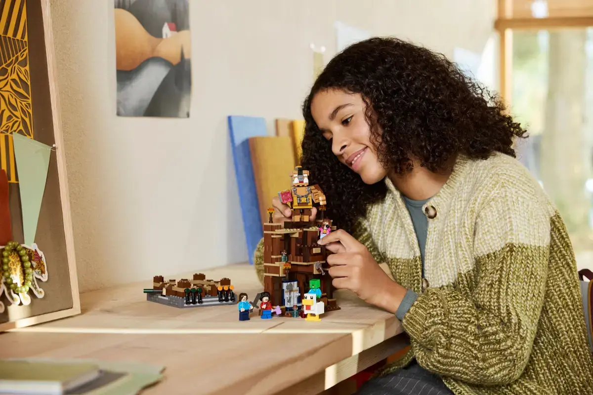 Twee nieuwe LEGO Minecraft-sets onthuld