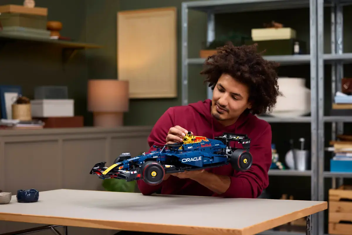 Max Verstappen-fans willen deze LEGO-sets niet missen