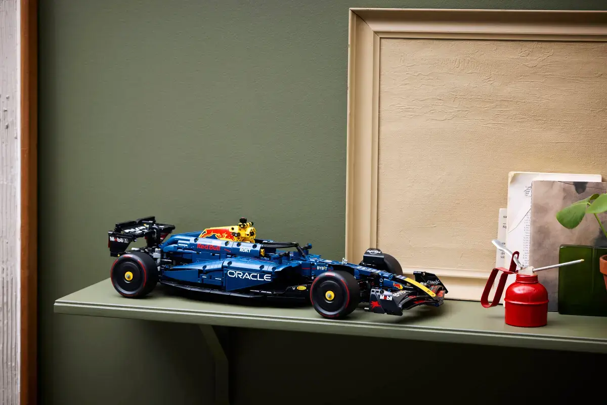 LEGO Technic Max Verstappen bolide nu bizar scherp geprijsd