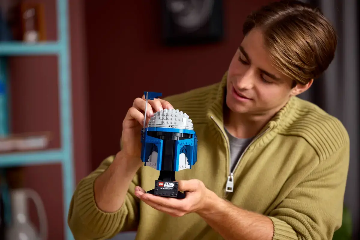 Geef je LEGO Star Wars helmen een epische glow met deze slimme LED-upgrade