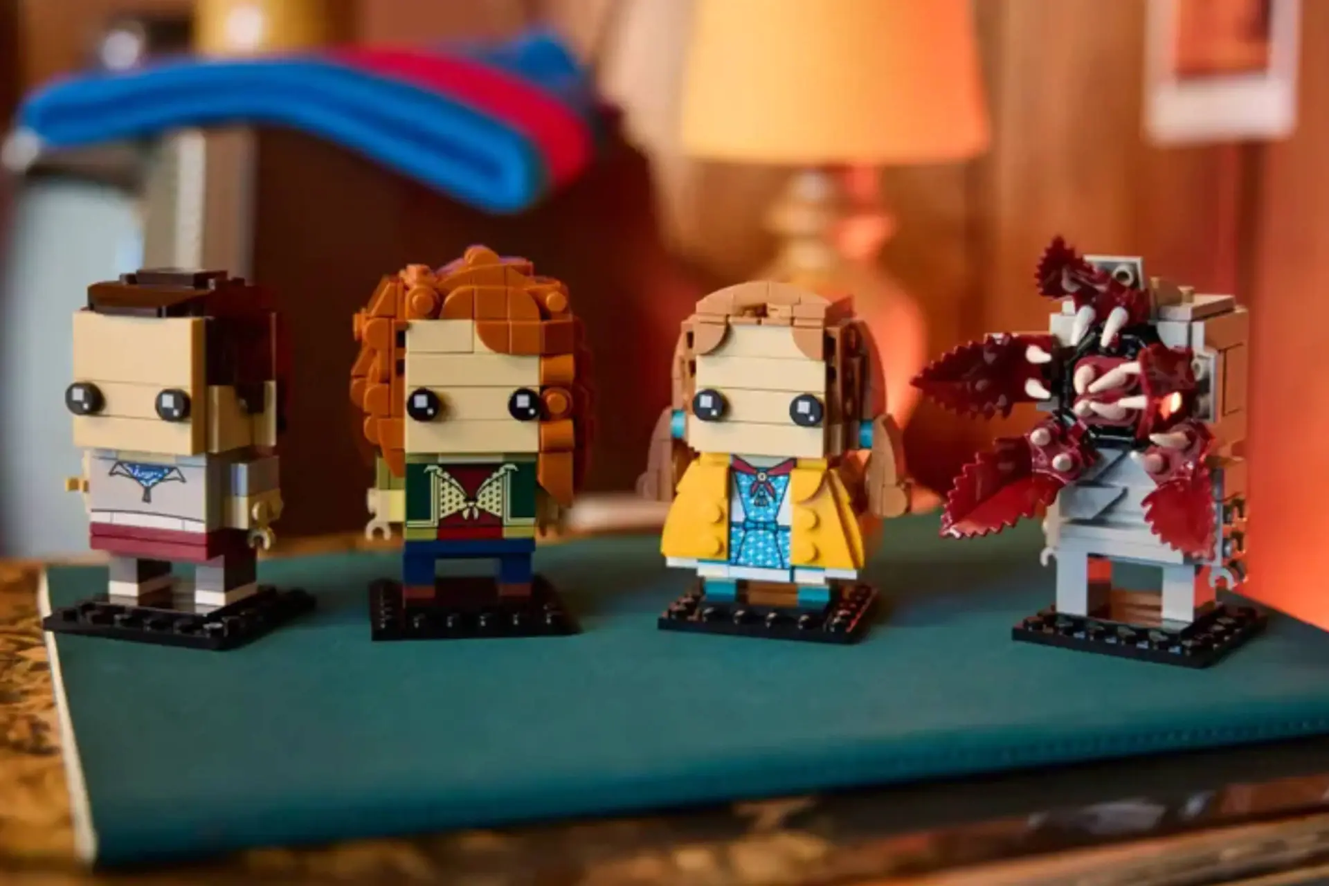 Eleven en drie andere Stranger Things karakters keren terug in LEGO vorm