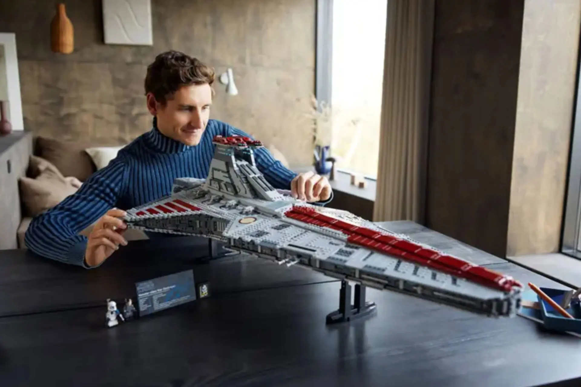Deze gigantische LEGO Star Wars UCS Venator is nu mega afgeprijsd