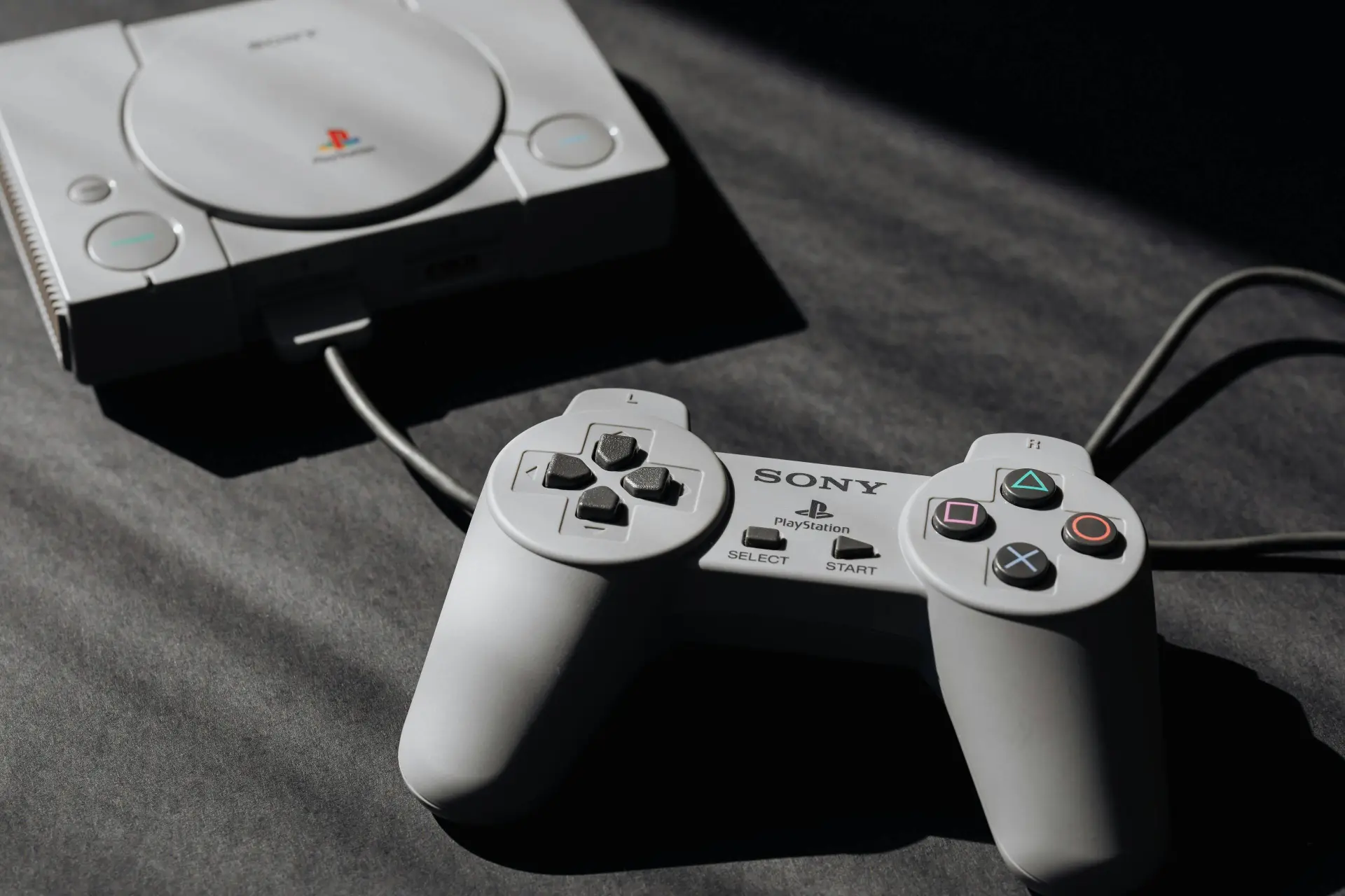 Legendarische PlayStation keert waarschijnlijk terug, maar dit keer als LEGO-set