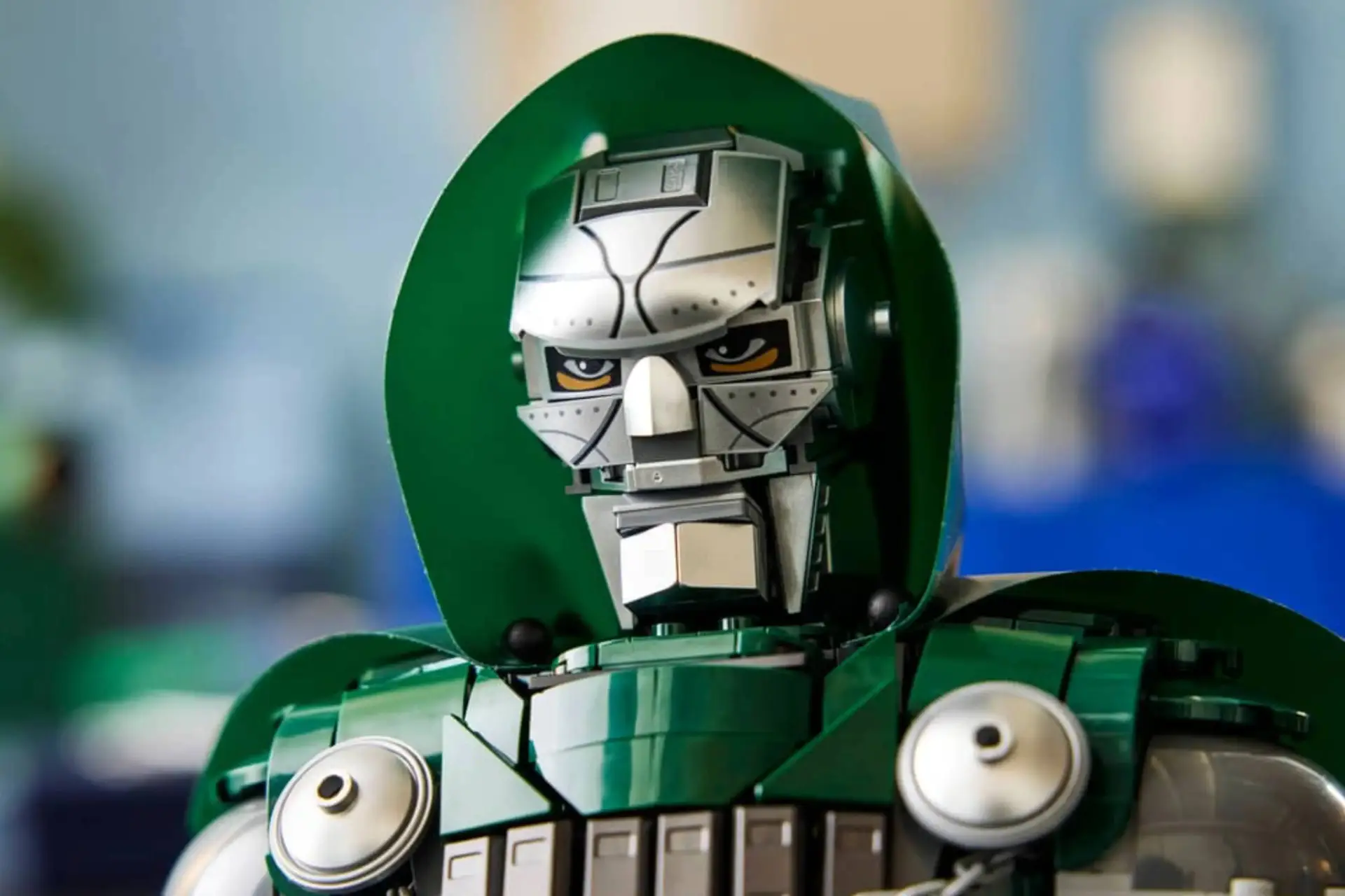 LEGO Marvel Avengers Doomsday Doctor Doom buste