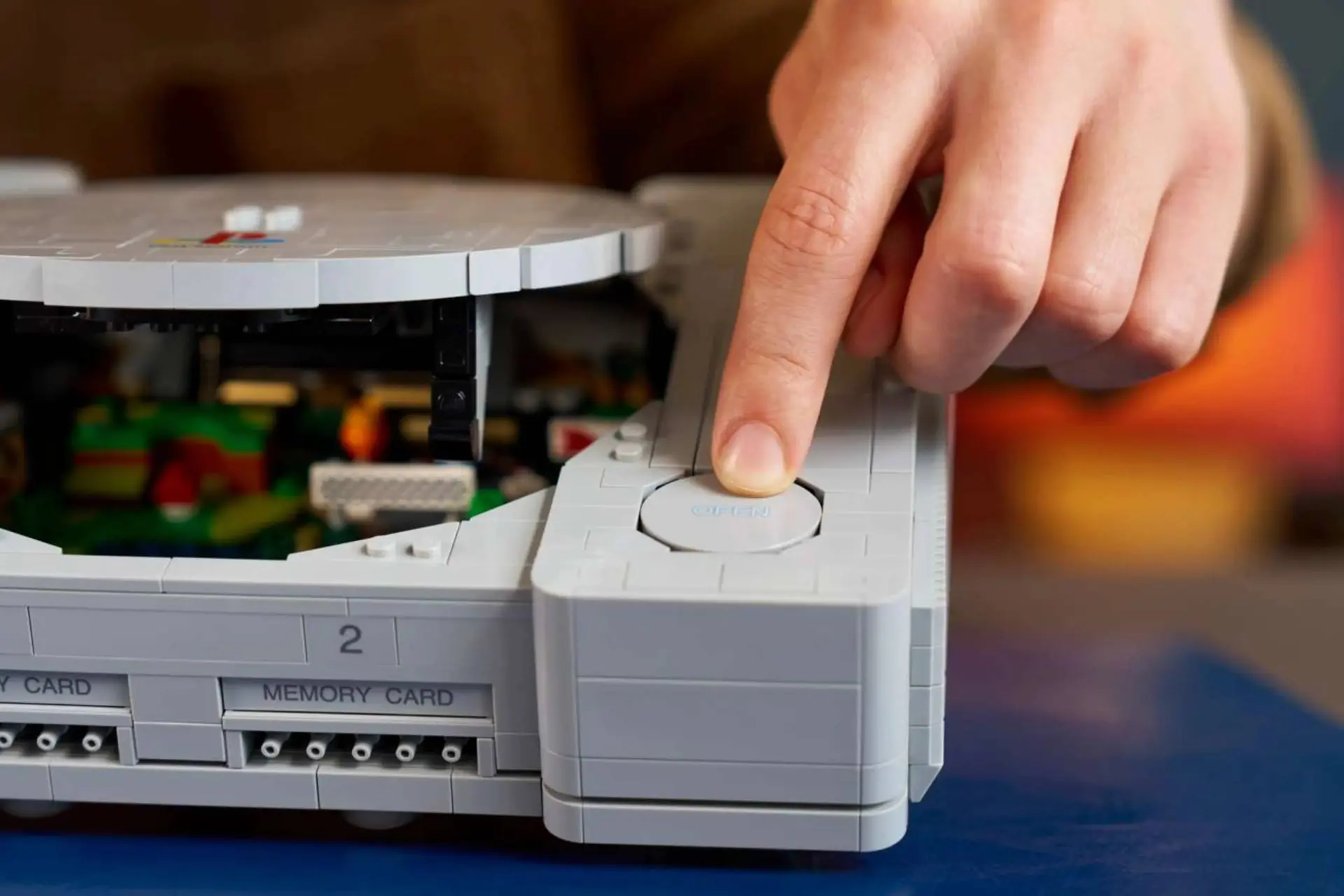 LEGO PlayStation 1-set officieel uit de doeken gedaan en hij zit vol extra's
