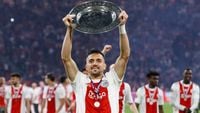 Rondom Ajax: Tadic is blij met Ajax en hoopt dat 'zij kunnen pak schaal'