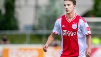Regeer wil vooral focussen op Ajax 1: 'Weet dat concurrentie moordend is'