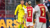 'Ajax moet durven af te stappen van eerste keeper-concept'
