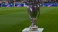 Real Madrid maakt favorietenrol waar en wint UEFA Super Cup