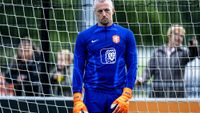 Pasveer maakt debuut in Oranje; vier Ajacieden in basis tegen Polen