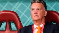 Van Gaal bespreekt strafschoppen: 'Dwingen spelers niet om bepaalde kant op te schieten'