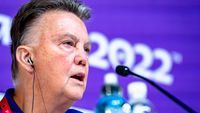 Van der Vaart sprak Van Gaal: 'De ideale man voor Ajax, zijn handen jeuken'