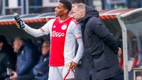 Tadić dolenthousiast over Heitinga: 'Heeft de kwaliteiten om trainer van Ajax 1 te zijn'