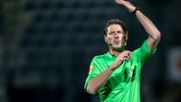 Rondom: SC Cambuur - Ajax staat onder leiding van Van der Kerkhof
