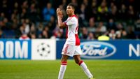 Hoesen traint mee met Jong Ajax: 'Je beseft pas hoe groot Ajax is als je er weg bent'