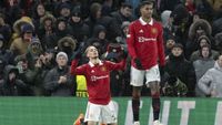 Buitenland: Scorende Antony morst punten met United, Neres trefzeker in topper