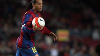 Ajax-talent Wolff stelt zich voor: 'Ik kijk veel naar Ronaldinho en Neymar'
