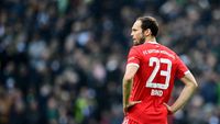 Blind genoot van tijd in München ondanks gering aantal speelminuten: 'Leerde van Kimmich, Müller en Nagelsmann'