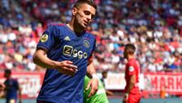 Ajax speelt dramatische tweede helft en gaat hard onderuit in Enschede