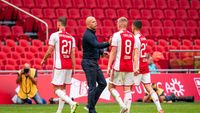 Kwakman zag onmachtig Ajax: 'Hadden nog wel een paar uur kunnen doorvoetballen'