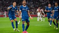 Aubameyang tevreden met gelijkspel: 'Het was niet makkelijk, het is nog steeds Ajax'