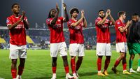 Feyenoord wint van Go Ahead Eagles; PSV blijft foutloos