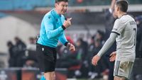 Rondom Ajax: Sloveen Jug fluit Europa League-duel met AEK Athene