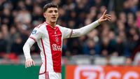 Perez zag betrouwbare types bij Ajax: 'Kaplan vind ik echt een baken van rust'