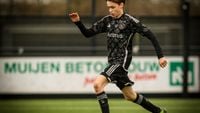 LIVE 14.30 uur | Feyenoord O16 - Ajax O16 (1-2) | Ajax O19 - FC Twente O19 (2-0)