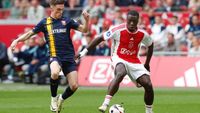 Brobbey zag Ajax de slotfase overleven: 'Meestal krijgen we dan tegendoelpunten'