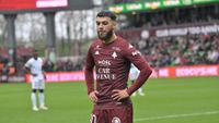 Buitenland: Mikautadze en FC Metz onderuit in heenwedstrijd bij Saint-Étienne