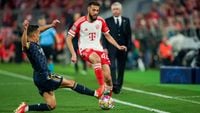 Buitenland: Mazraoui speelt met Bayern München gelijk tegen Real Madrid