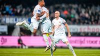 NEC wint ruim van Excelsior en blijft Ajax uitdagen voor plek vijf