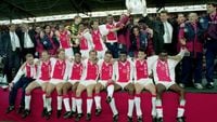 Van Vossen vertelt over opdrachten Van Gaal bij Ajax: 'Werd ik helemaal zenuwachtig van'