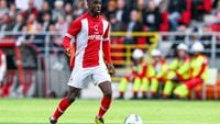 Geruchtenmolen: 'Ajax heeft oogje op Belgische controleur Keita van Royal Antwerp'