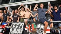 Ajax-supporters vermaken zich in Servië: bekijk hier foto's en filmpjes!
