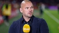 Sneijder ziet omgekeerde wereld bij Ajax: 'Je wilt toch weer de Champions League in?'