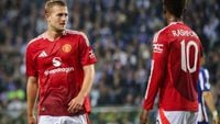 Manchester United redt in ondertal punt bij FC Porto na knotsgek duel