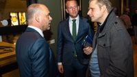 Knipping bespreekt financiële situatie Ajax: 'Zit nu in situatie waar PSV twee jaar geleden in zat'