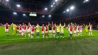 NB: 'Het zou gek zijn als Ajax geen rol gaat spelen in de titelrace'