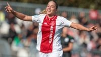 Ajax Vrouwen leeft toe naar kraker: 'Ik loop hier al rond sinds mijn jeugd'