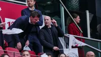 'Gesprekken Ajax en Cruijff gaan nieuwe fase in; bestuurder heeft oren naar opvolging Kroes'
