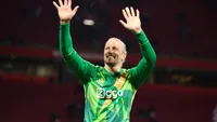 Ajax en Pasveer vinden elkaar in nieuw contract; doelman één seizoen langer Ajacied