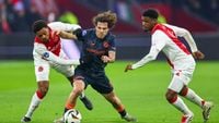 Ajax laat na matige tweede helft na uit te lopen op FC Utrecht