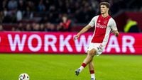 Geruchtenmolen: 'Ajax onderhandelt ondanks interesse Turkse grootmachten over nieuw contract'